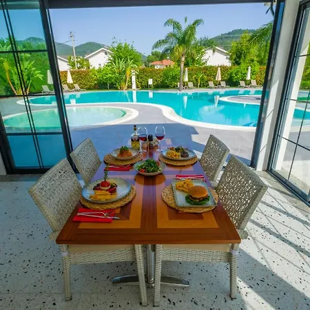 Grand Gocek Hotel 2*